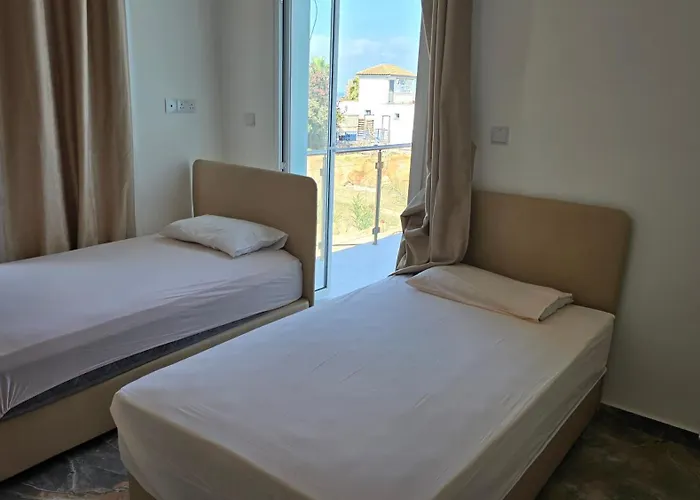 Queen Evridiki & Villa Panorama
